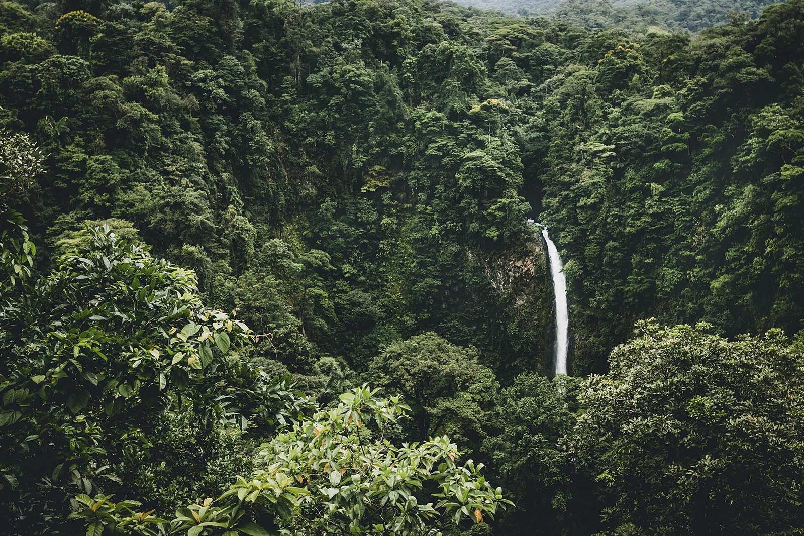 La Fortuna Waterfall · 2.8 km